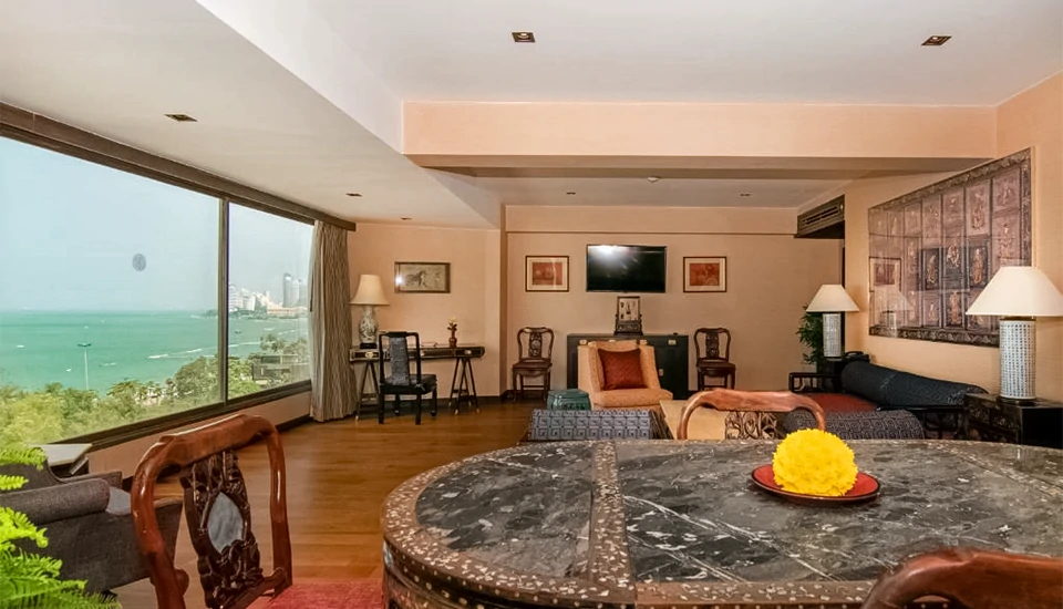 هتل د بی ویو پاتایا